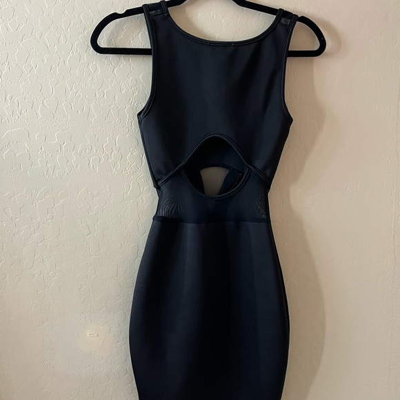 Black and Mesh Body-Con Dress - Picture 2 of 3